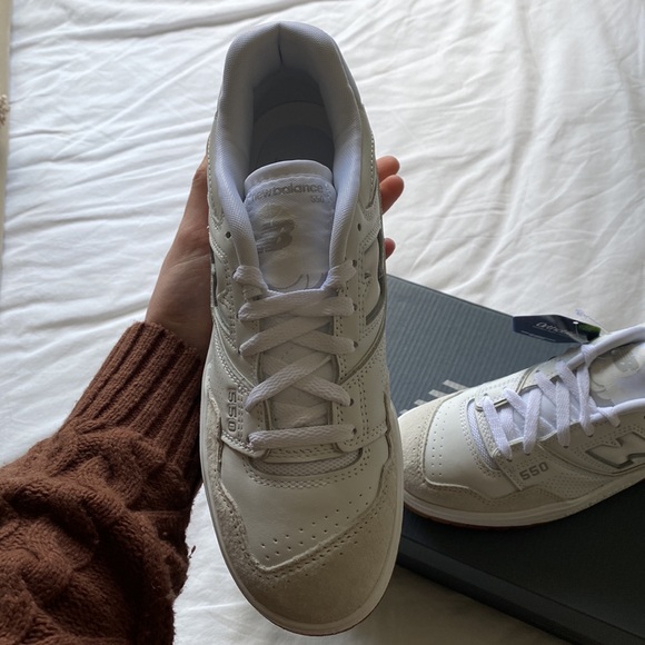NEW BALANCE 550 // 8.5 W - Picture 3 of 4